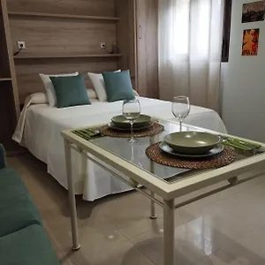 apartamento-la-fuente-27.es-andalucia.com/
